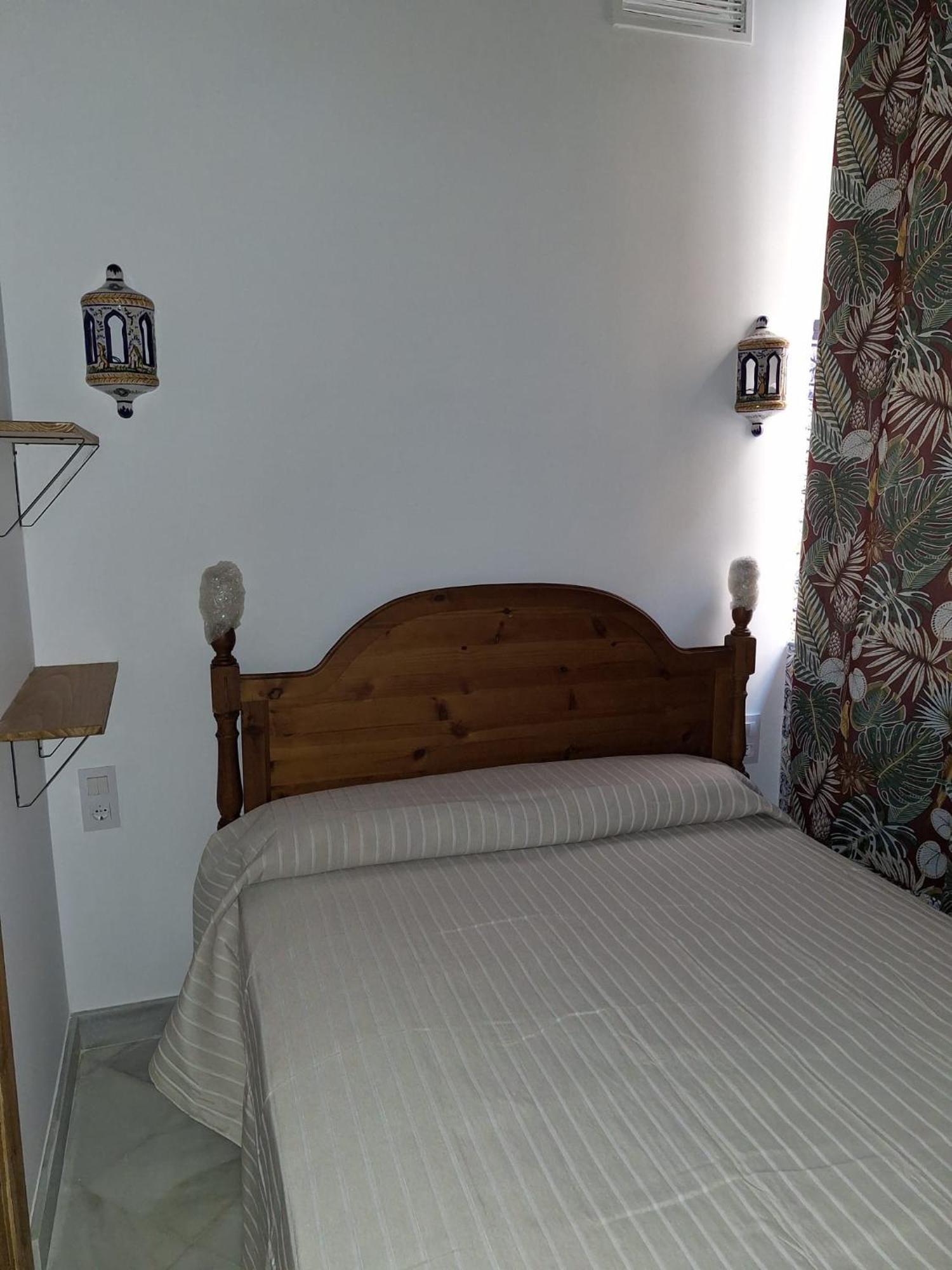 Apartamento Plaza San Roman Sevilla Exteriör bild